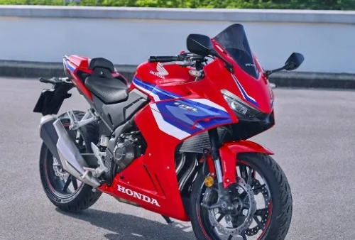 Honda Resmi Bakal Luncurkan Motor Sport 4 Sylinder, CBR 400R Four