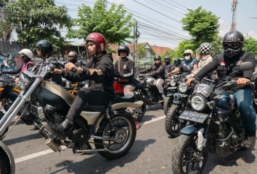 Antusias Riders Yamaha XSR 155 Meriahkan Gelaran Kustomfest 2024 di Yogyakarta